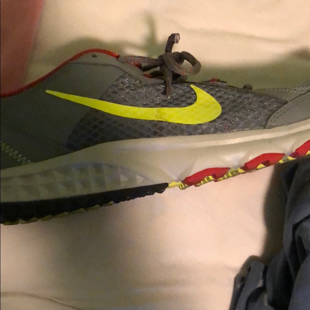 Nike tennis shoes